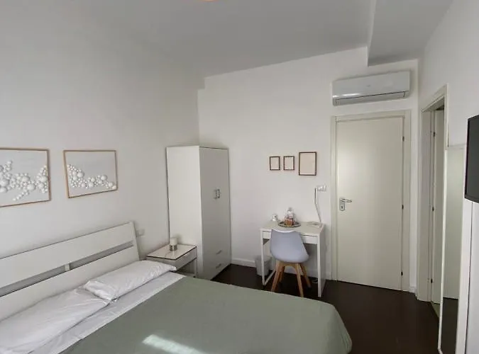 Domus Corso Umberto 18 4* بيسكارا