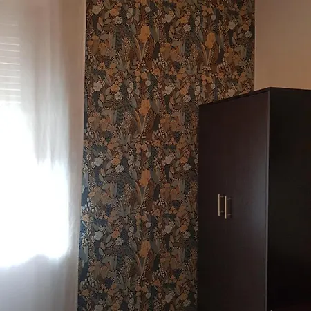 Domus Corso Umberto 18 לינה וארוחת בוקר