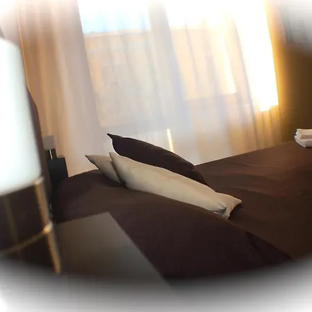 Domus Corso Umberto 18 Bed & Breakfast Pescara