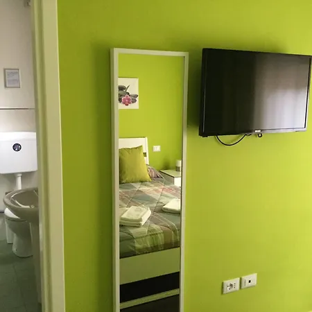 Domus Corso Umberto 18 לינה וארוחת בוקר פסקרה