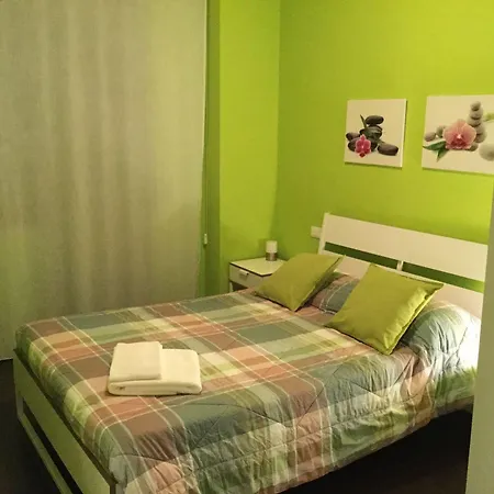 Domus Corso Umberto 18 לינה וארוחת בוקר