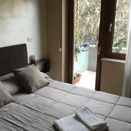 Domus Corso Umberto 18