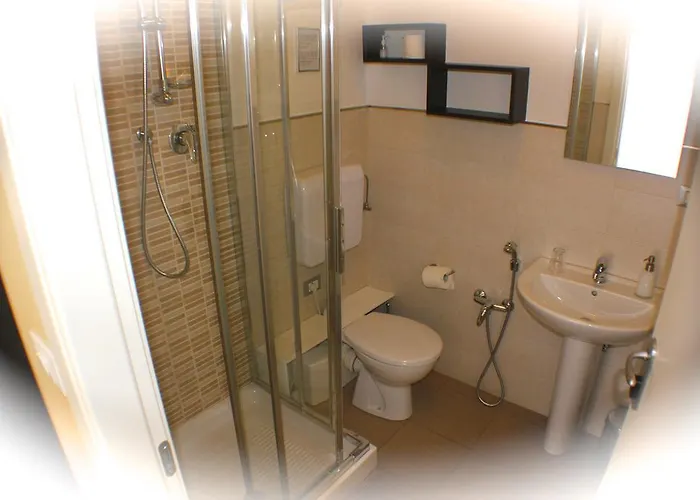 Domus Corso Umberto 18 4*